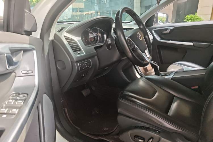 Used Volvo XC60 2017 T5 Smart Upgrade Edition Driver Seat