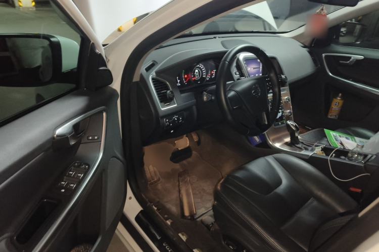 Used Volvo XC60 2017 T5 Smart Upgrade Edition Driver Seat