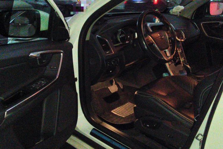 Used Volvo XC60 2017 T5 AWD Smart Upgrade Edition Driver Seat