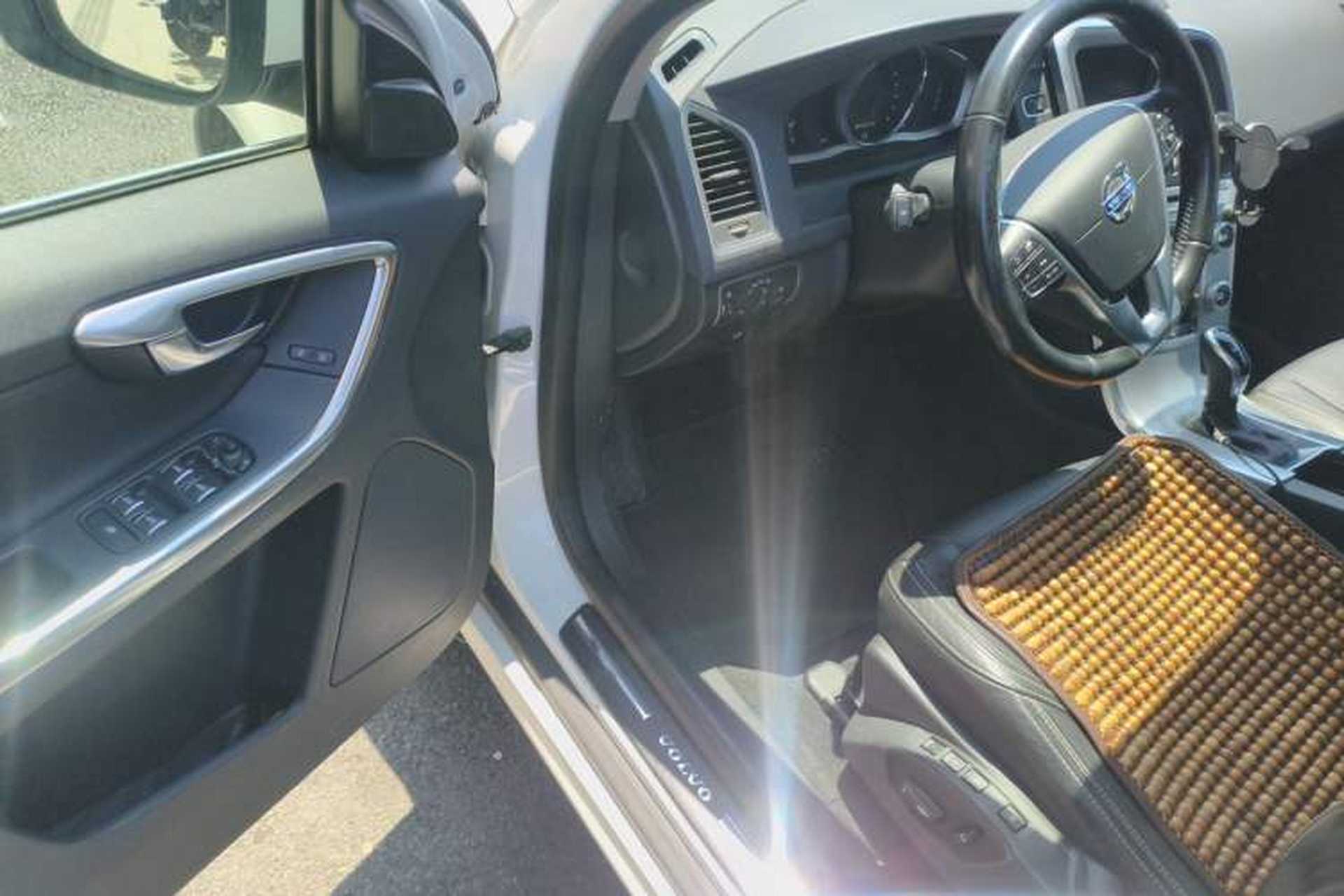 Used Volvo XC60 2017 T5 AWD Smart Upgrade Edition Driver Seat