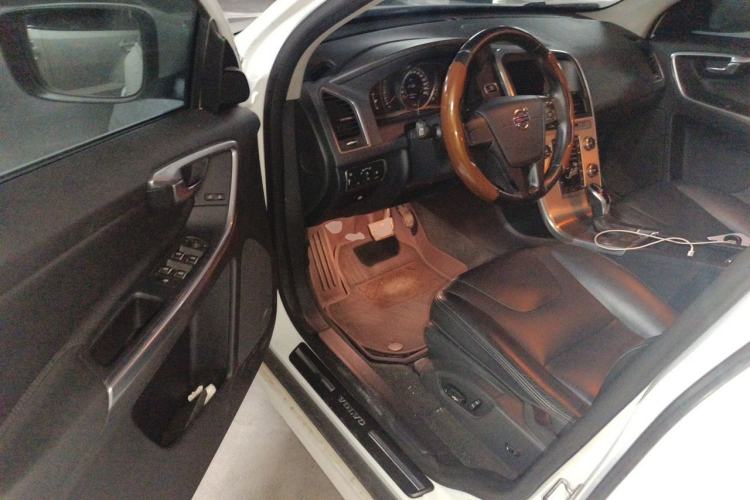 Used Volvo XC60 2017 T5 Smart Upgrade Edition Driver Seat