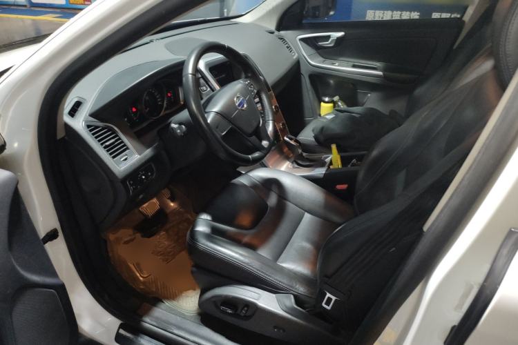 Used Volvo XC60 2017 T5 Smart Upgrade Edition Driver Seat