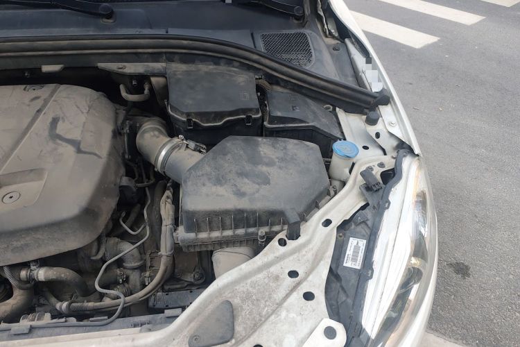 Used Volvo XC60 2017 T5 AWD Smart Range Edition Engine Bay Left