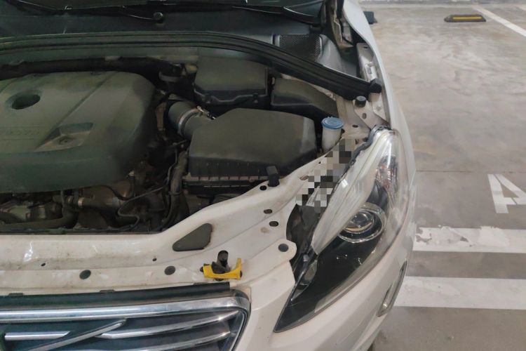 Used Volvo XC60 2017 T5 AWD Smart Upgrade Model Engine Bay Left