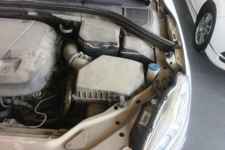 Used Volvo XC60 2017 T5 Smart Upgrade Edition Engine Bay Left