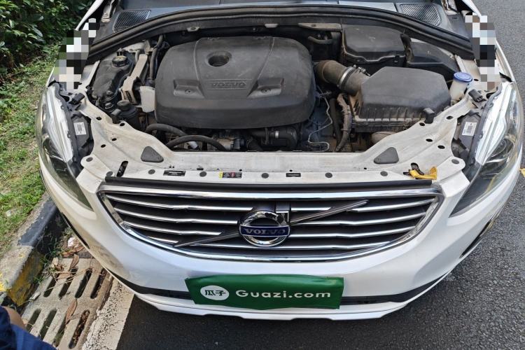 Used Volvo XC60 2017 T5 Smart Upgrade Edition Engine Bay