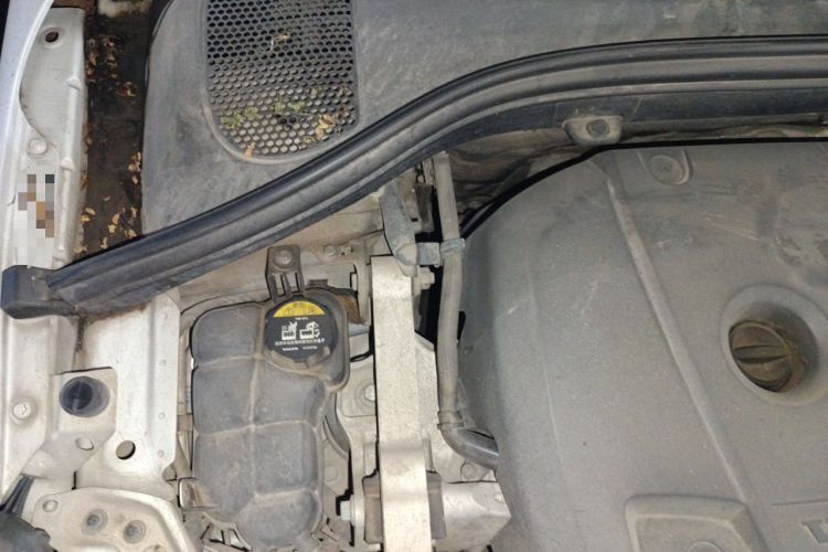 Used Volvo XC60 2017 T5 Smart Upgrade Edition Engine Bay Right