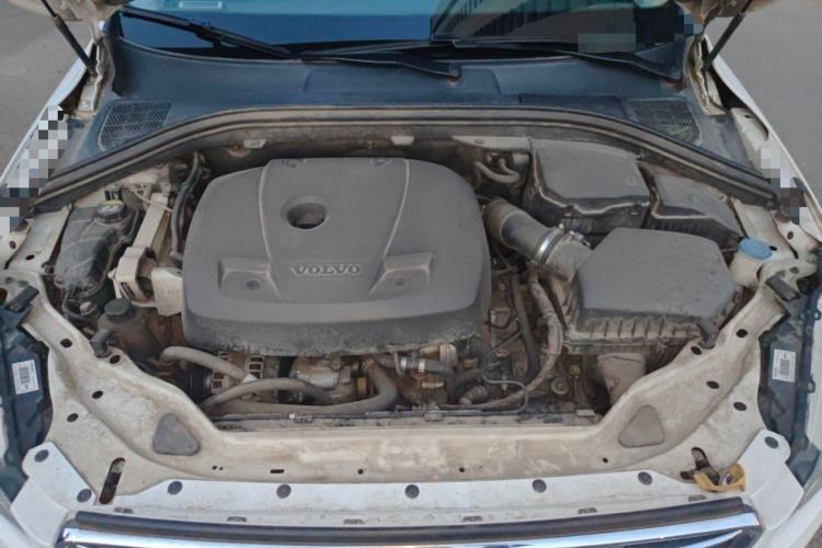 Used Volvo XC60 2017 T5 Smart Upgrade Edition Engine Bay