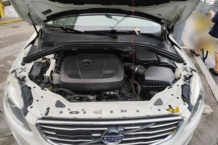 Used Volvo XC60 2017 T5 AWD Smart Range Edition Engine Bay