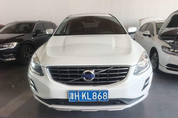Used Volvo XC60 2017 T5 Smart Upgrade Edition Front