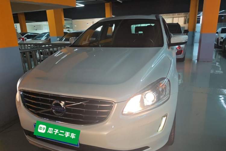 Used Volvo XC60 2017 T5 AWD Smart Upgrade Model Front