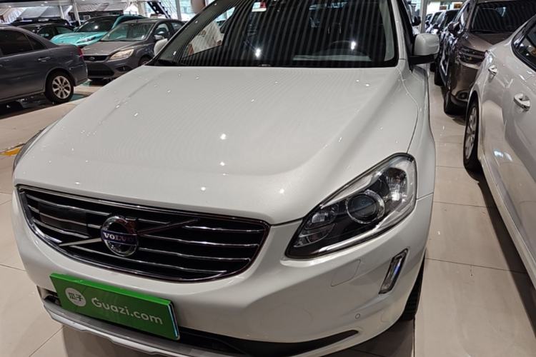 Used Volvo XC60 2017 T5 AWD Smart Upgrade Edition Front