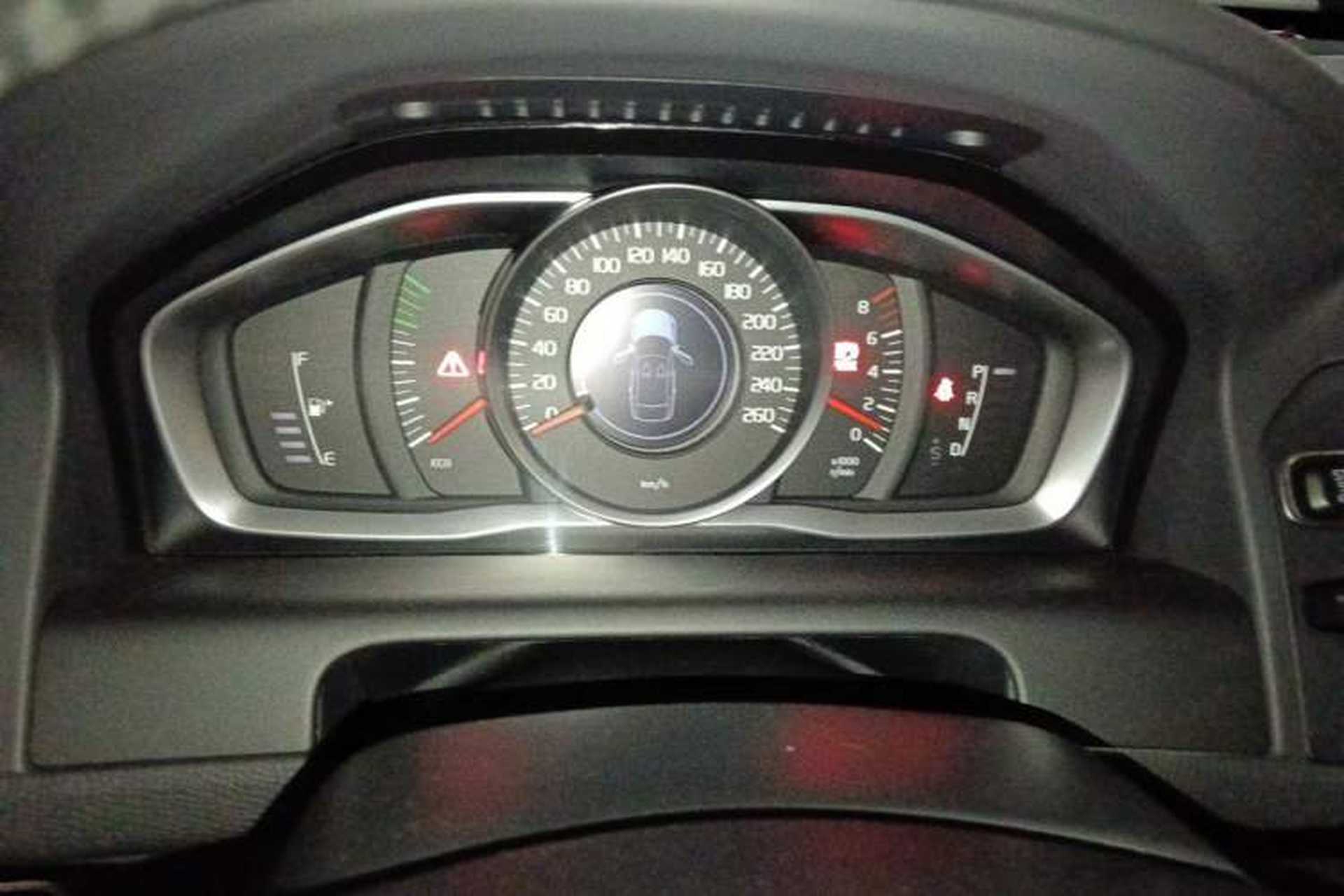 Used Volvo XC60 2017 T5 AWD Smart Upgrade Edition Instrument Cluster