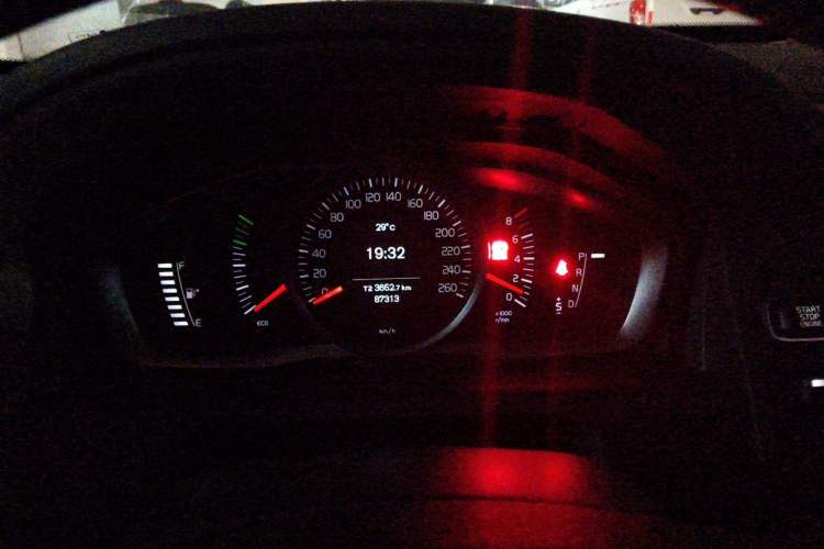 Used Volvo XC60 2017 T5 Smart Upgrade Edition Instrument Cluster