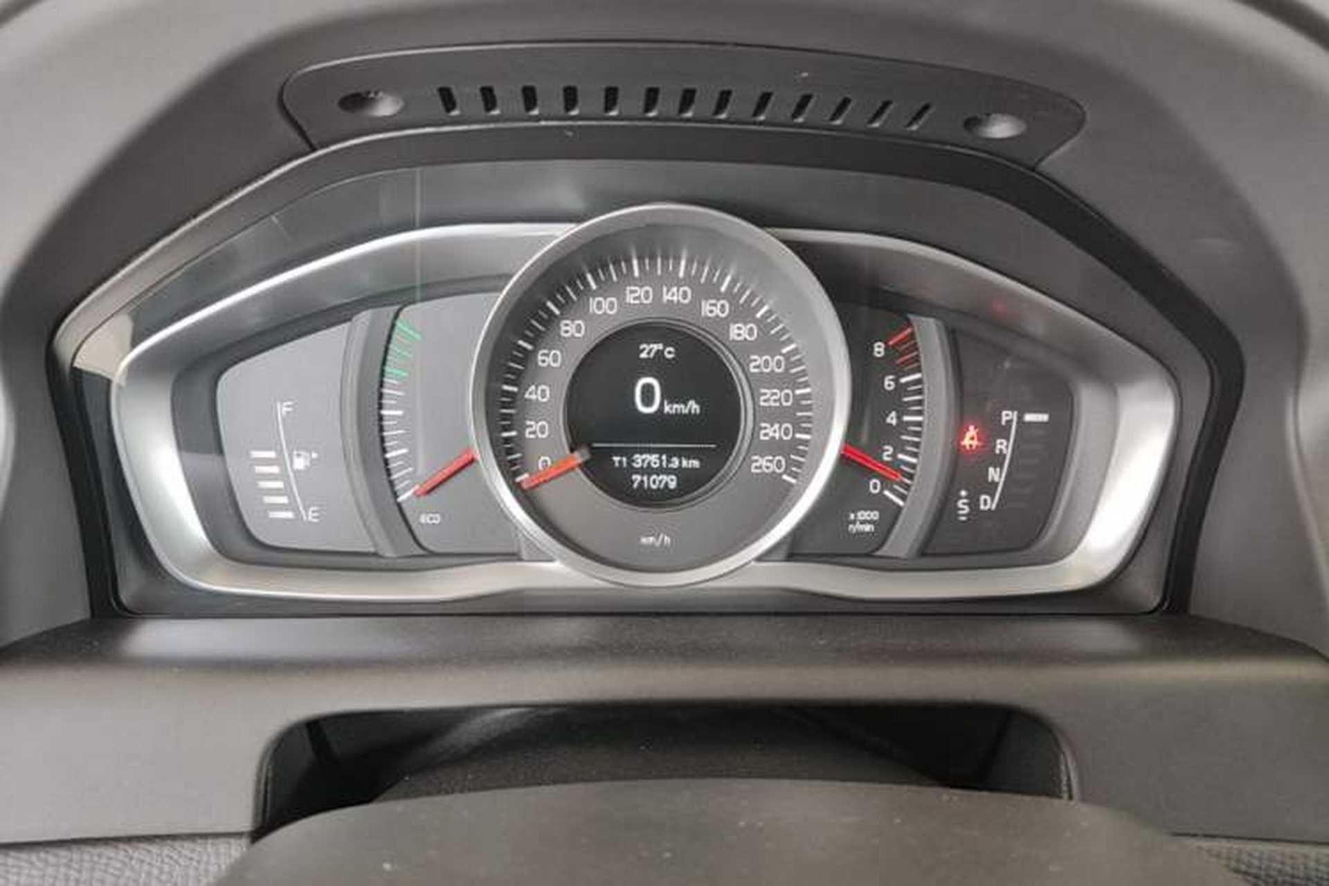 Used Volvo XC60 2017 T5 Smart Upgrade Edition Instrument Cluster