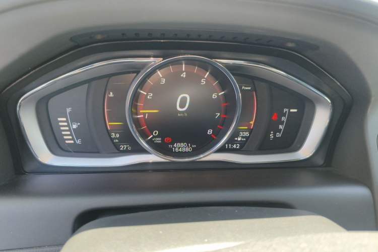Used Volvo XC60 2017 T5 AWD Smart Upgrade Edition Instrument Cluster