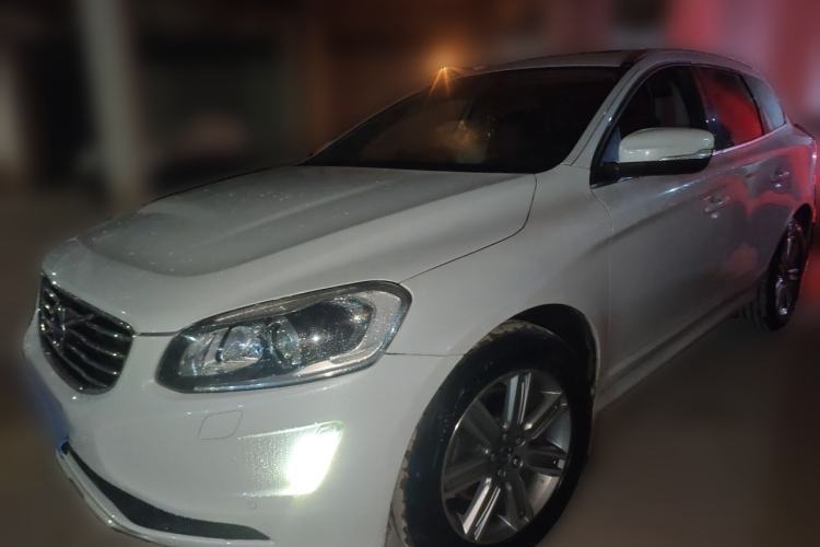 Volvo XC60 2017 T5 AWD Smart Range Edition с пробегом Guazi used car, China used car export, Used car for sale, Used cars, Cheapest cars for sale