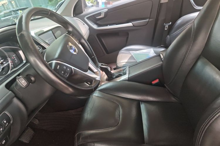 Used Volvo XC60 2017 T5 Smart Upgrade Edition Left Front Seat