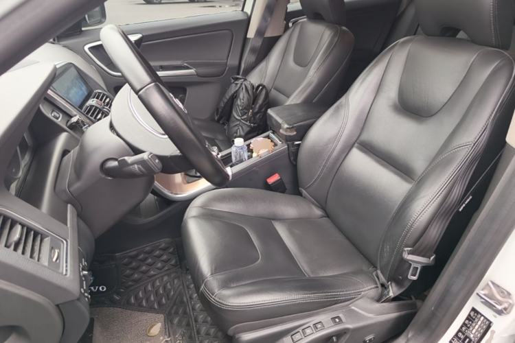 Used Volvo XC60 2017 T5 Smart Upgrade Edition Left Front Seat