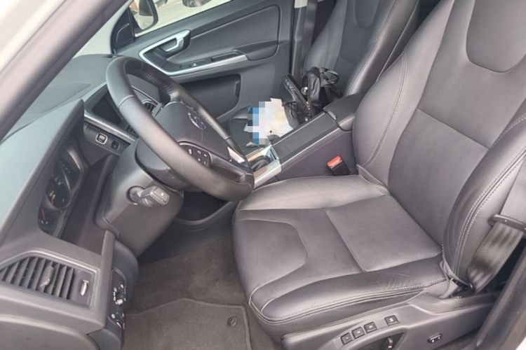Used Volvo XC60 2017 T5 Smart Upgrade Edition Left Front Seat