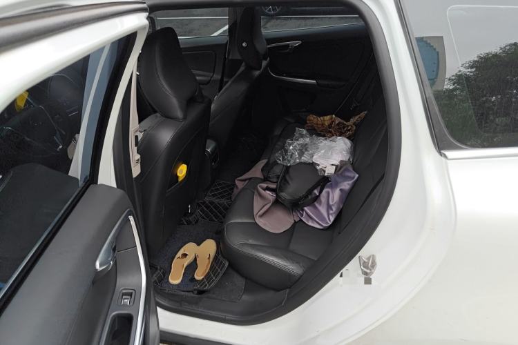 Used Volvo XC60 2017 T5 AWD Smart Upgrade Model Left Rear Seat