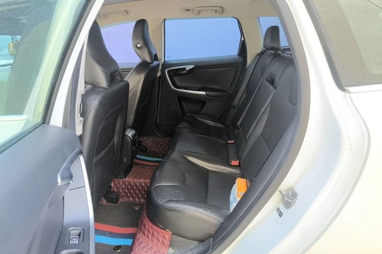 Used Volvo XC60 2017 T5 Smart Upgrade Edition Left Rear Seat