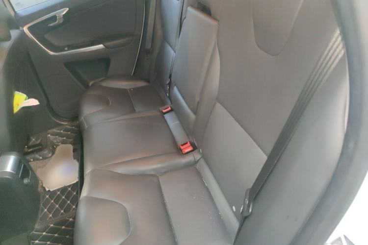 Used Volvo XC60 2017 T5 Smart Upgrade Edition Left Rear Seat