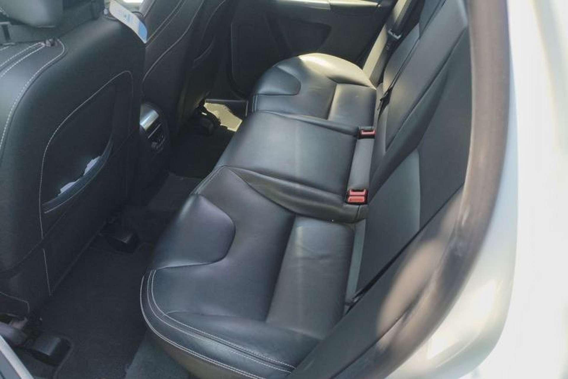 Used Volvo XC60 2017 T5 AWD Smart Upgrade Edition Left Rear Seat