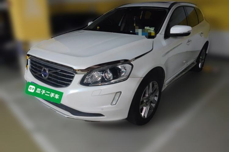 Used Volvo XC60 2017 T5 Smart Upgrade Edition Guazi used car, China used car export, Used car for sale, Used Volvo cars, Cheapest cars for sale