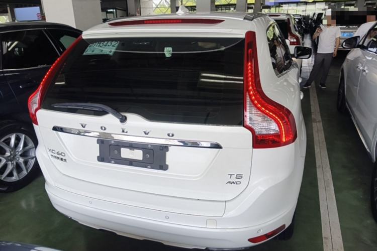 Used Volvo XC60 2017 T5 AWD Smart Upgrade Edition Rear