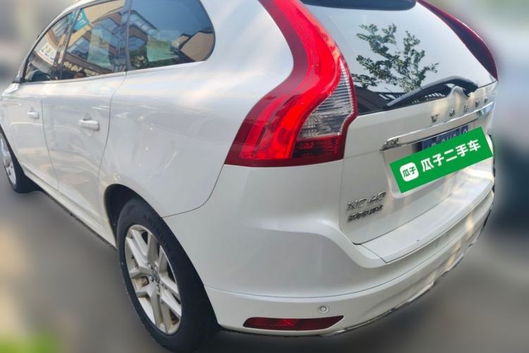 Used Volvo XC60 2017 T5 Smart Upgrade Edition Rear Left 45 Deg