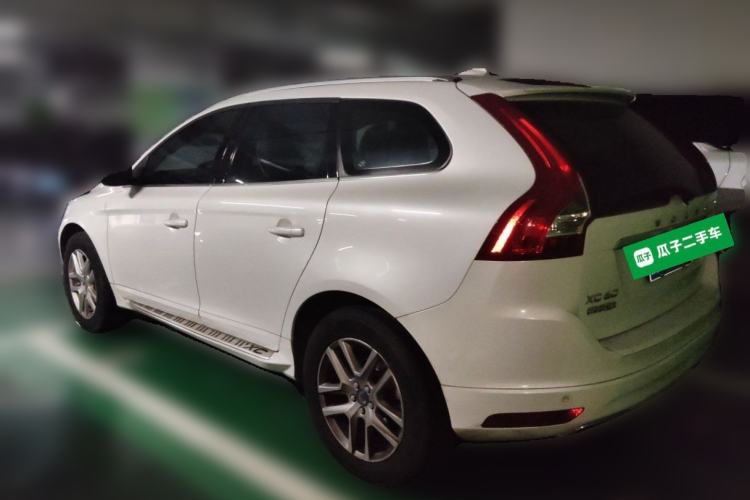 Used Volvo XC60 2017 T5 Smart Upgrade Edition Rear Left 45 Deg
