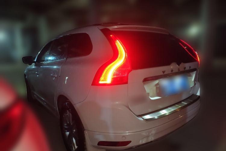 Used Volvo XC60 2017 T5 AWD Smart Range Edition Rear Left 45 Deg