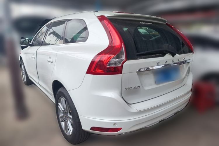 Used Volvo XC60 2017 T5 Smart Upgrade Edition Rear Left 45 Deg