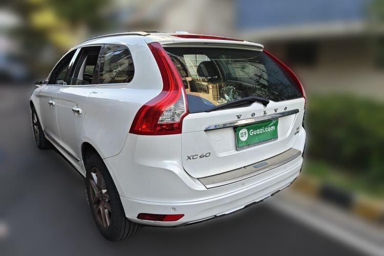 Used Volvo XC60 2017 T5 Smart Upgrade Edition Rear Left 45 Deg