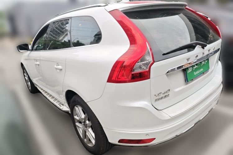 Used Volvo XC60 2017 T5 Smart Upgrade Edition Rear Left 45 Deg