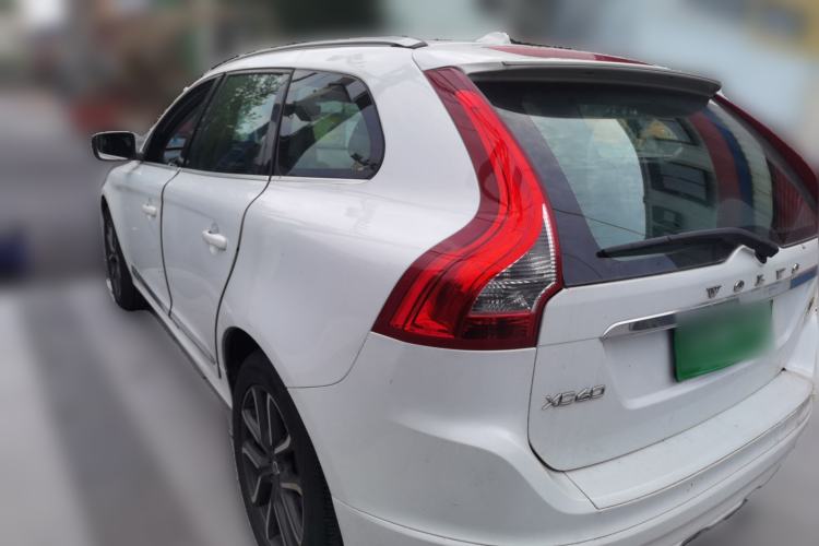 Used Volvo XC60 2017 T5 AWD Smart Upgrade Edition Rear Left 45 Deg