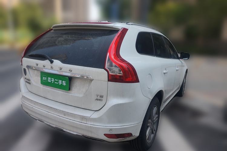 Used Volvo XC60 2017 T5 AWD Smart Range Edition Rear Right 45 Deg