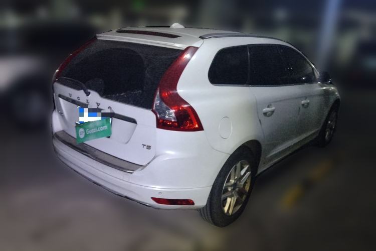 Used Volvo XC60 2017 T5 Smart Upgrade Edition Rear Right 45 Deg