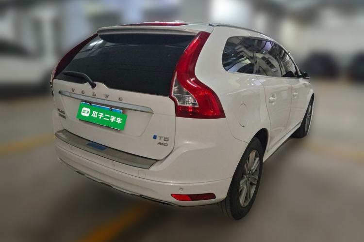 Used Volvo XC60 2017 T5 AWD Smart Upgrade Edition Rear Right 45 Deg