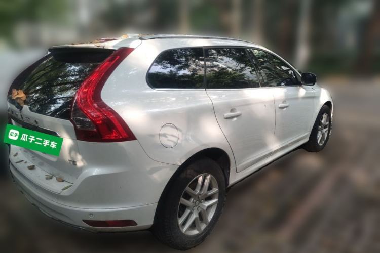 Used Volvo XC60 2017 T5 Smart Upgrade Edition Rear Right 45 Deg