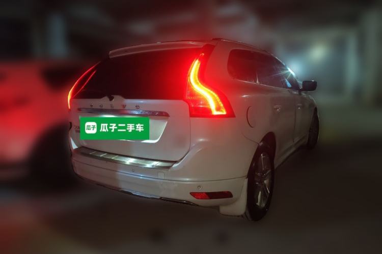 Used Volvo XC60 2017 T5 AWD Smart Range Edition Rear Right 45 Deg