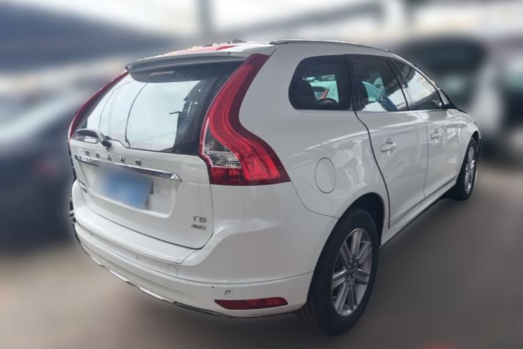 Used Volvo XC60 2017 T5 Smart Upgrade Edition Rear Right 45 Deg