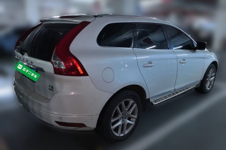 Used Volvo XC60 2017 T5 Smart Upgrade Edition Rear Right 45 Deg