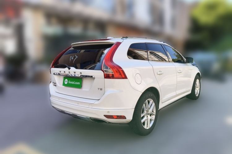 Used Volvo XC60 2017 T5 Smart Upgrade Edition Rear Right 45 Deg