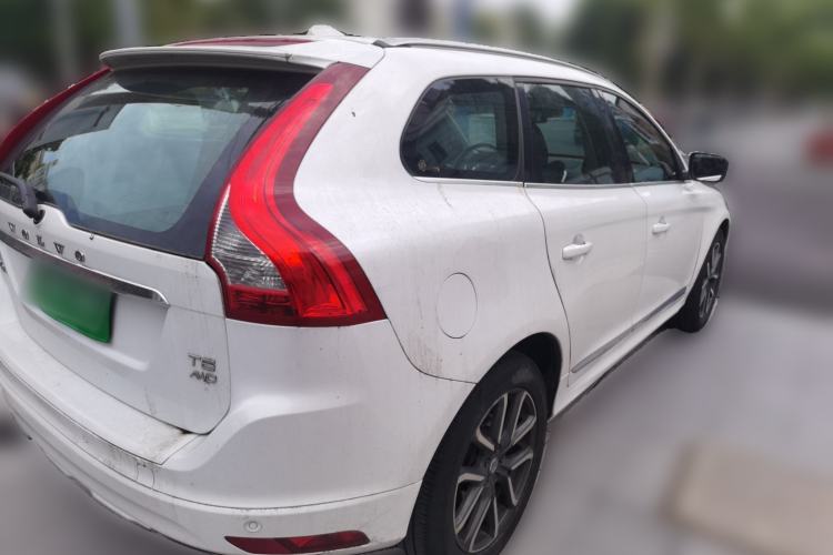 Used Volvo XC60 2017 T5 AWD Smart Upgrade Edition Rear Right 45 Deg