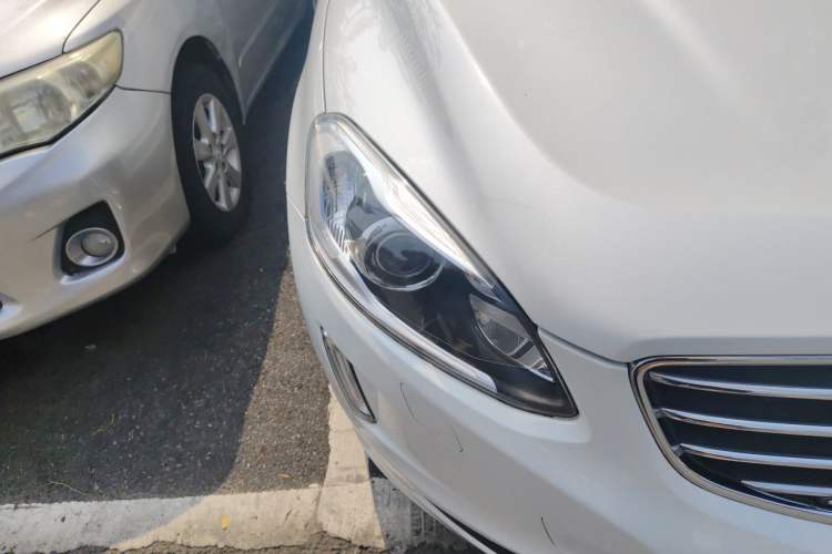Used Volvo XC60 2017 T5 Smart Upgrade Edition Right Front Headlight
