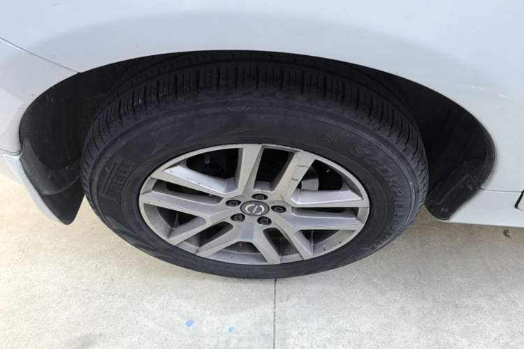 Used Volvo XC60 2017 T5 Smart Upgrade Edition Right Rear Wheel Hub