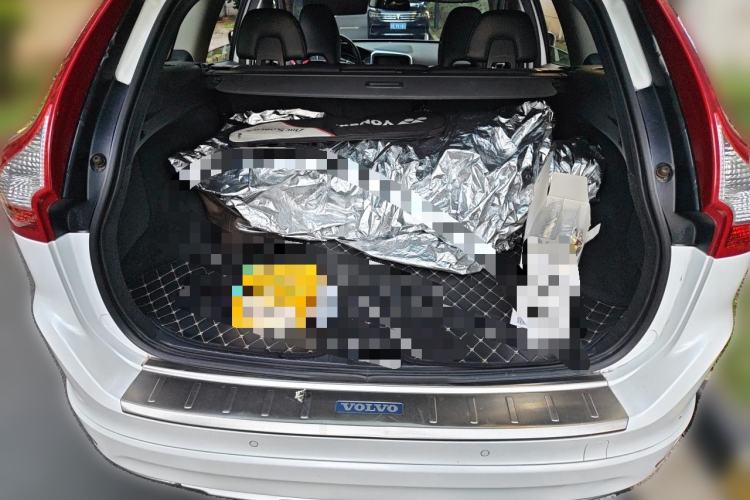 Used Volvo XC60 2017 T5 Smart Upgrade Edition Trunk