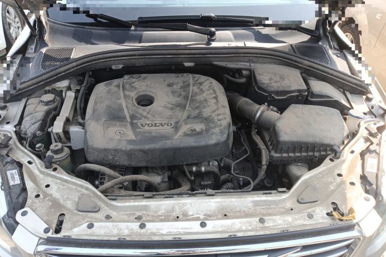 Used Volvo XC60 2017 T5 AWD Smart Upgrade Edition Engine Bay